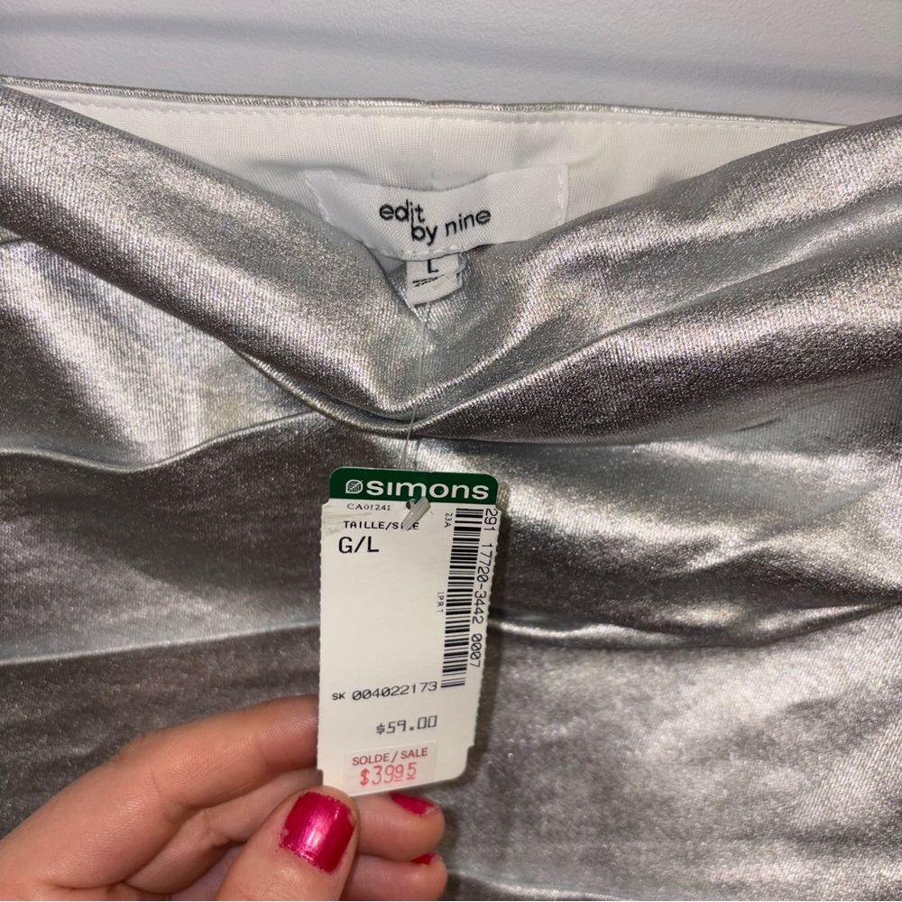 Silver Strapless Top - Picture 3 of 4
